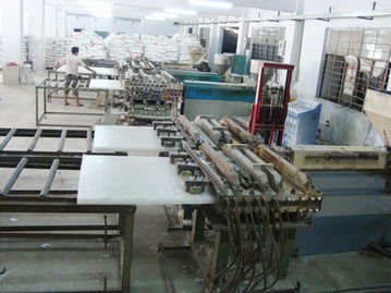 東莞市耐力塑膠鞋材五金制品 專注裁斷板領域的產(chǎn)品與應用